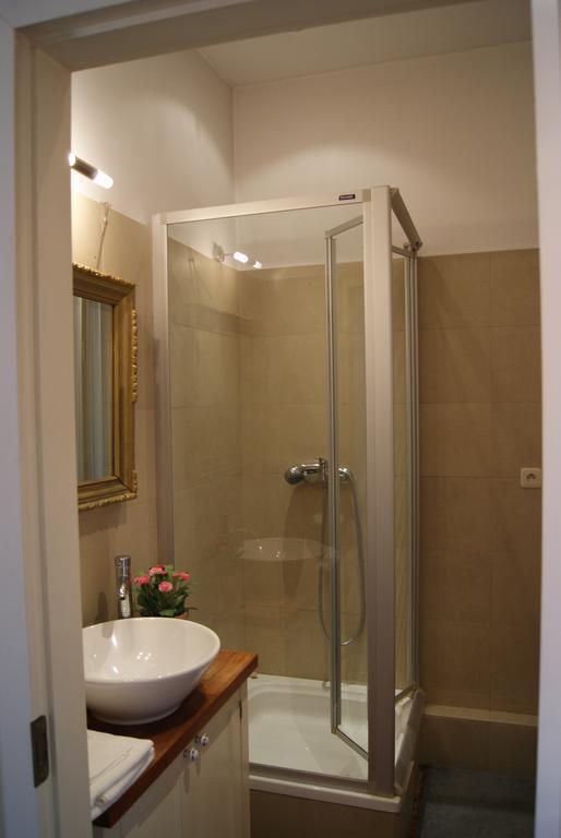 Apartment Castle Square Z Widokiem Na Plac Zamkowy I Zamek Krolewski Warszawa Værelse billede